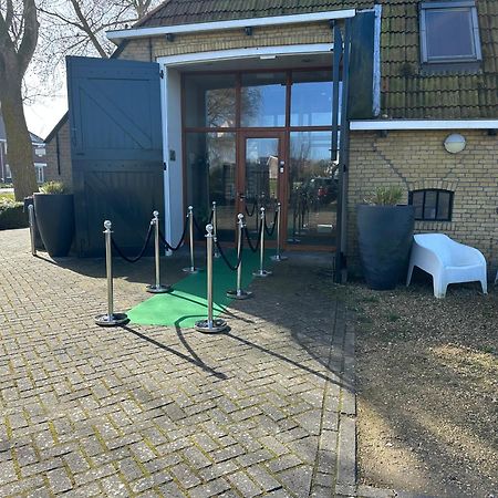 Harlingen Staete Wellness B&B Oase Van Rust En Luxe Bagian luar foto