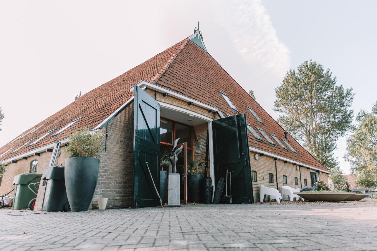Harlingen Staete Wellness B&B Oase Van Rust En Luxe Bagian luar foto